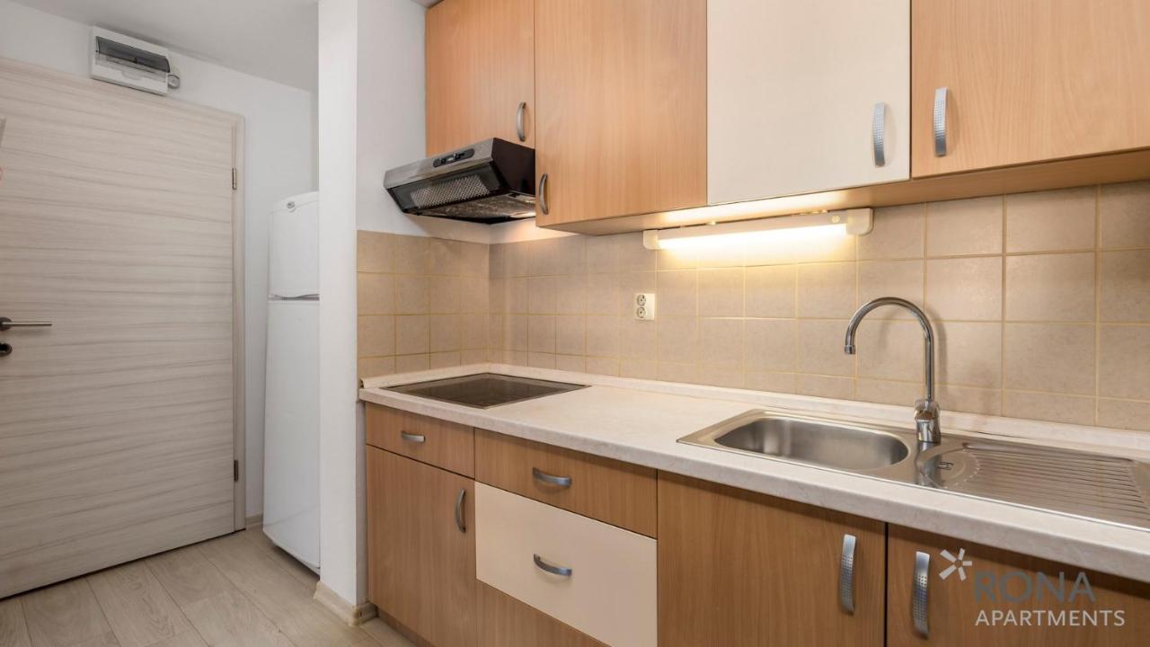 Rona Apartments Volta Пула Екстер'єр фото
