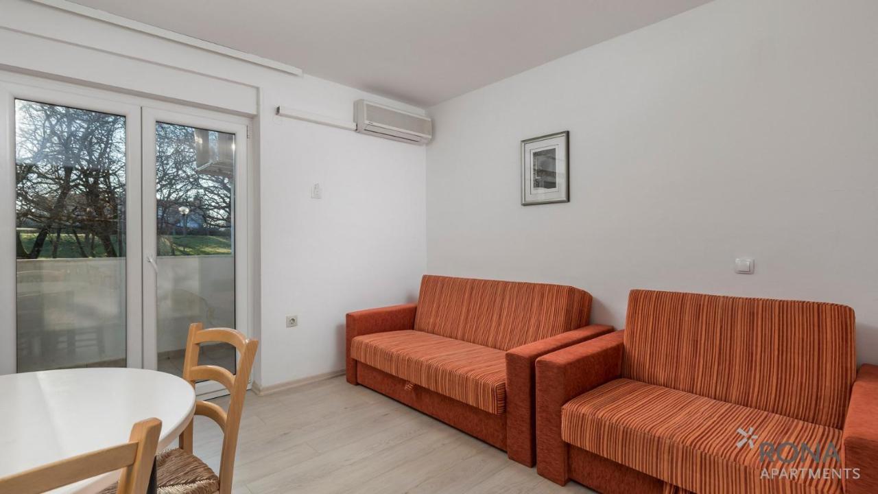 Rona Apartments Volta Пула Екстер'єр фото
