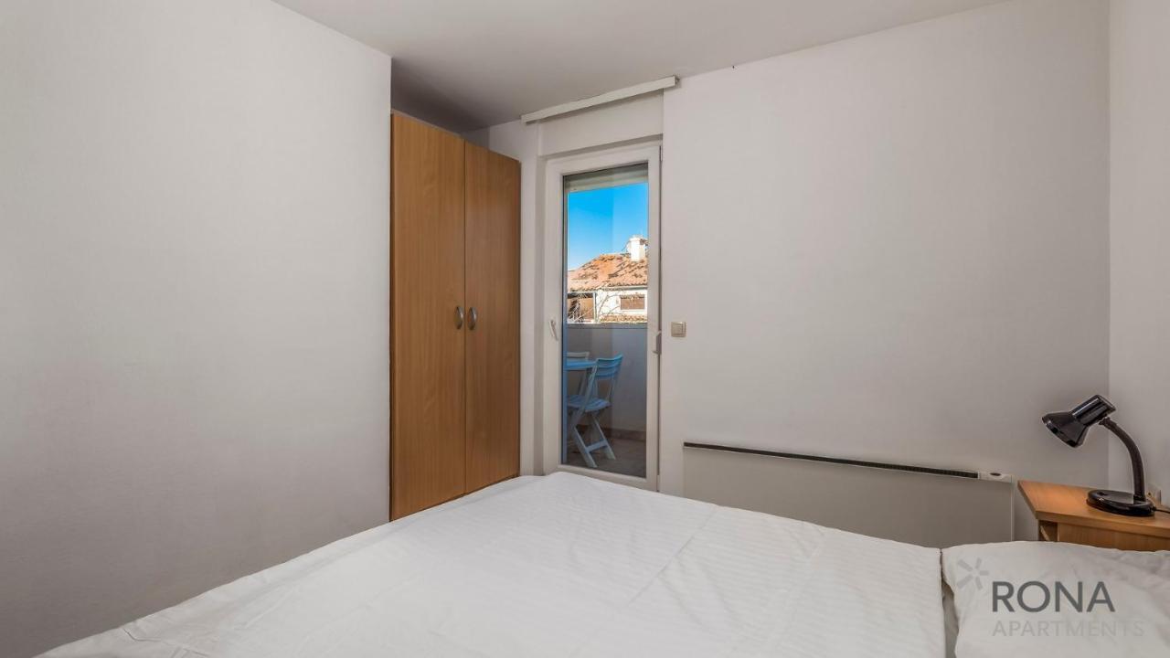 Rona Apartments Volta Пула Екстер'єр фото
