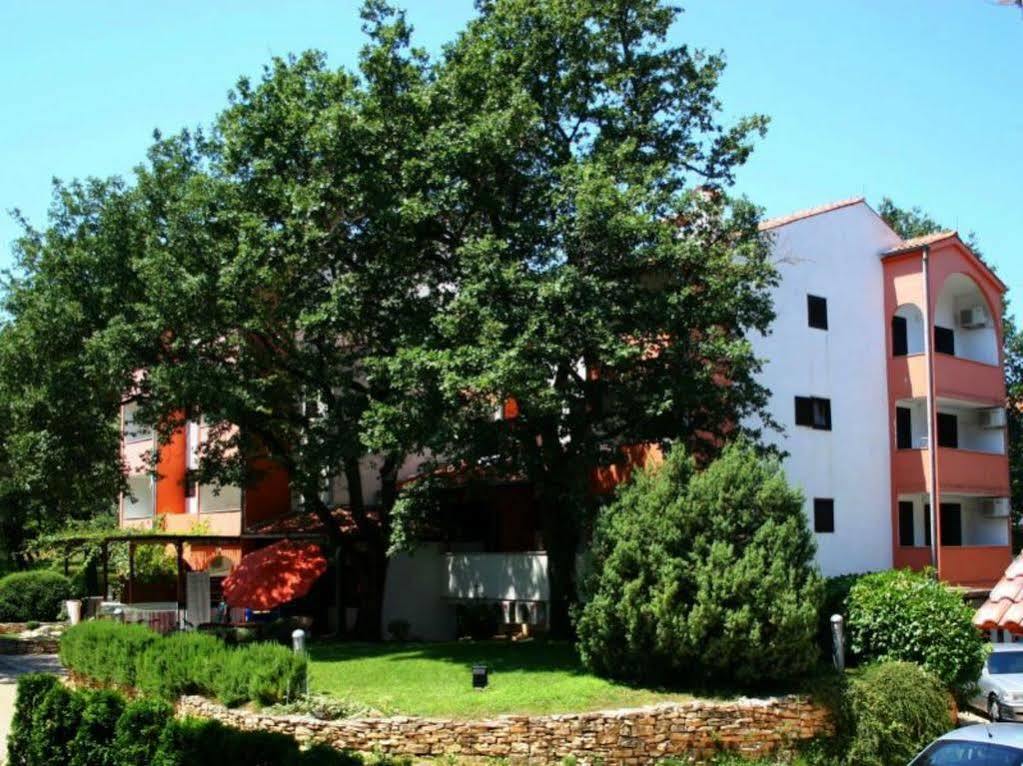 Rona Apartments Volta Пула Екстер'єр фото